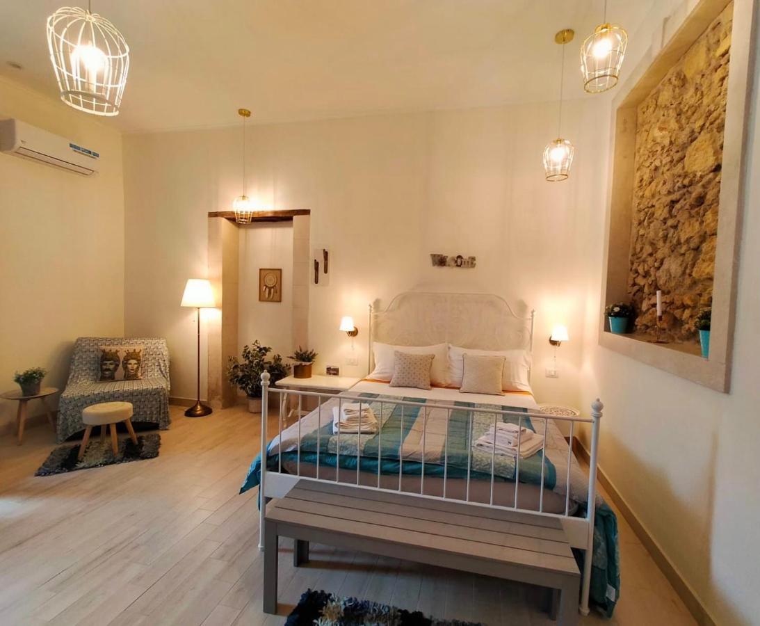 La Casa Di Auri Villa Syracuse Buitenkant foto